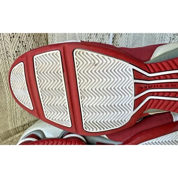 2009 Nike Shox Vision TB White/Varsity Red/Metallic Silver 367190-112‎ Men's 12